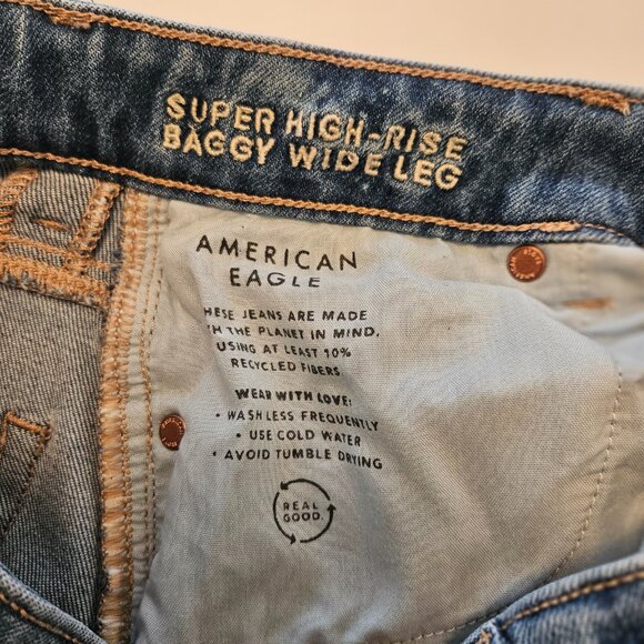 AE Dreamy Drape Stretch Super High-Waisted Baggy Wide-Leg Jean Med Wash Size 0 - Picture 12 of 14